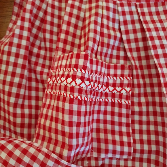 Vintage Red Gingham Apron- Crosstitch - Picture 4 of 4